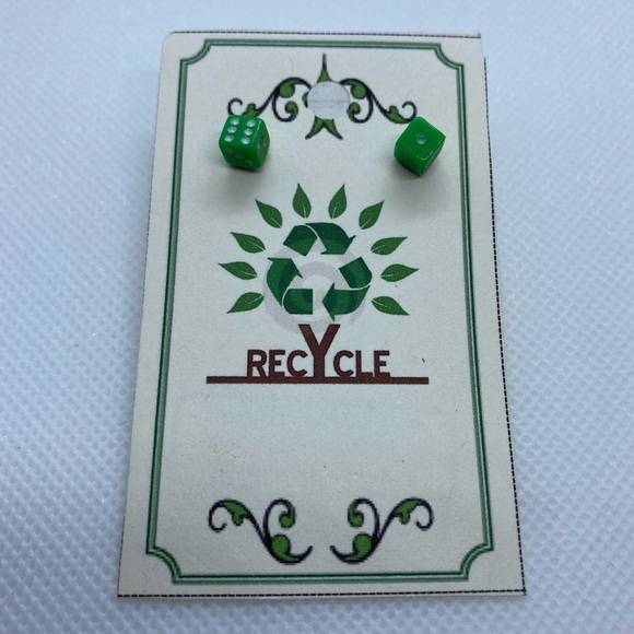 Handmade Dice Earrings - Picture 3 of 6